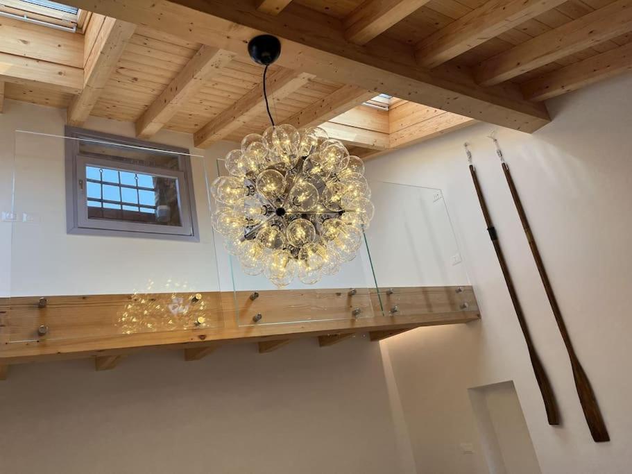 La Piccola Casa Al Lago - Intera Casa Con 3 Camere E 2 Box Salò Exterior foto